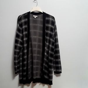 Open front 1x Black & White Sweater